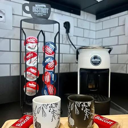 The Birdsong Between Two Lakes Apartament *