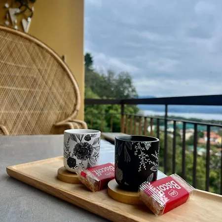 The Birdsong Between Two Lakes Apartamento