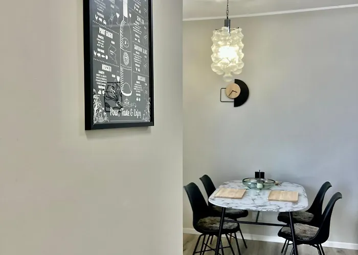 아파트 The Birdsong Between Two Lakes Nebbiuno