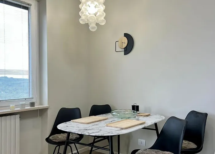 The Birdsong Between Two Lakes Nebbiuno