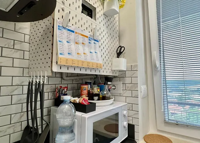 The Birdsong Between Two Lakes Apartament *