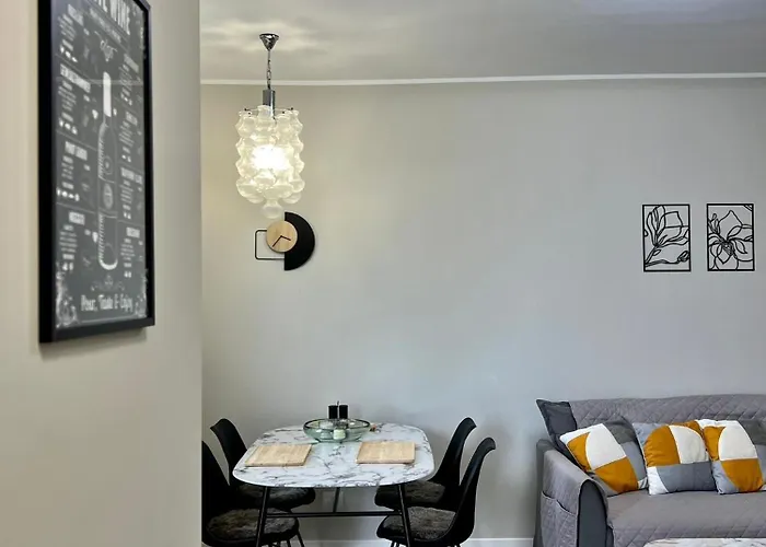 The Birdsong Between Two Lakes Apartament *